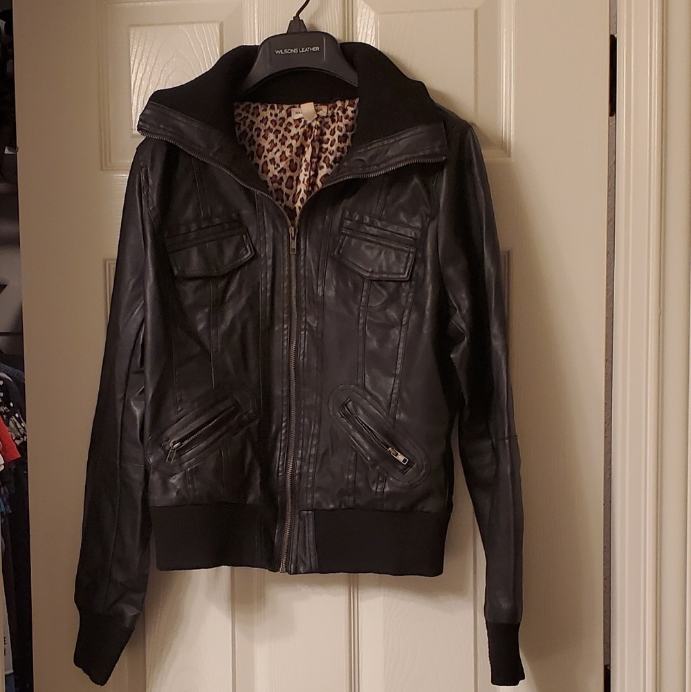 Zenna Outfitters Black Jacket